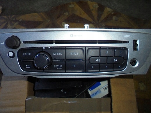 фото №1, Renault scenic iii радио навигация 281153266r