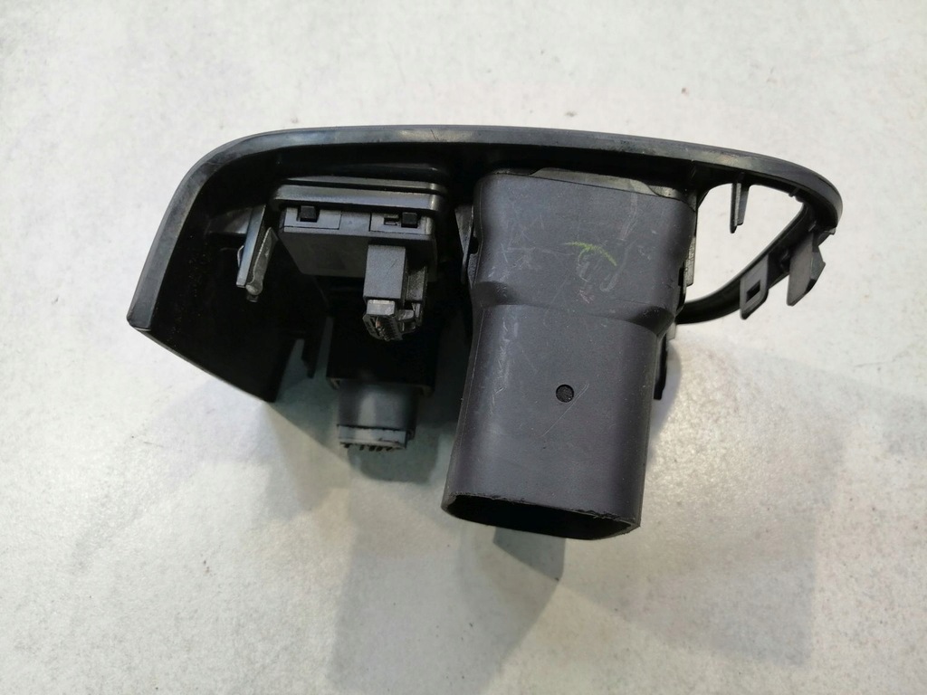 фото №6, Решётка обдув toyota оригинальный номер 5568605030