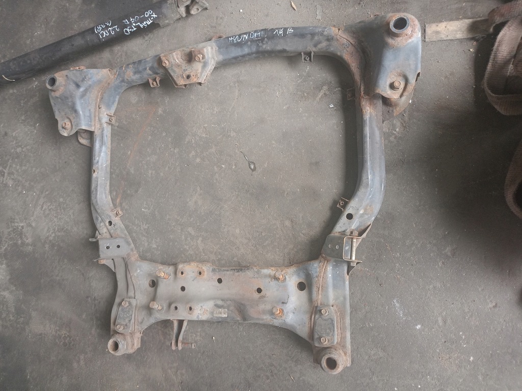 фото №1, Подрамник hyundai i30 1.4 b 62405-2l000