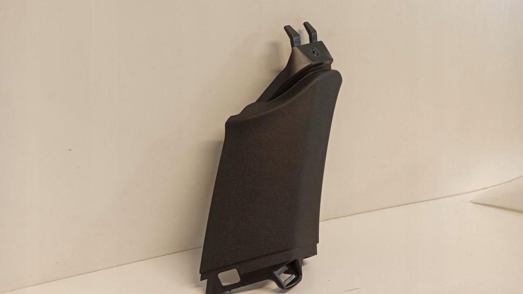 фото №2, Volvo v40 захист стійка лівий задня 31305357