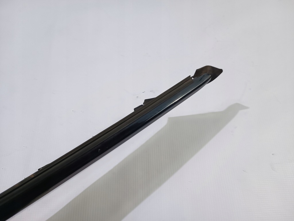 фото №12, Молдинг скло лобове стійка права ford explorer vi 2020-