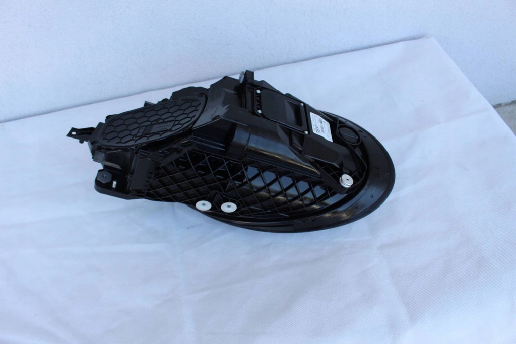 фото №9, Porsche 911 992 2021 перед сторона правая лампы передние