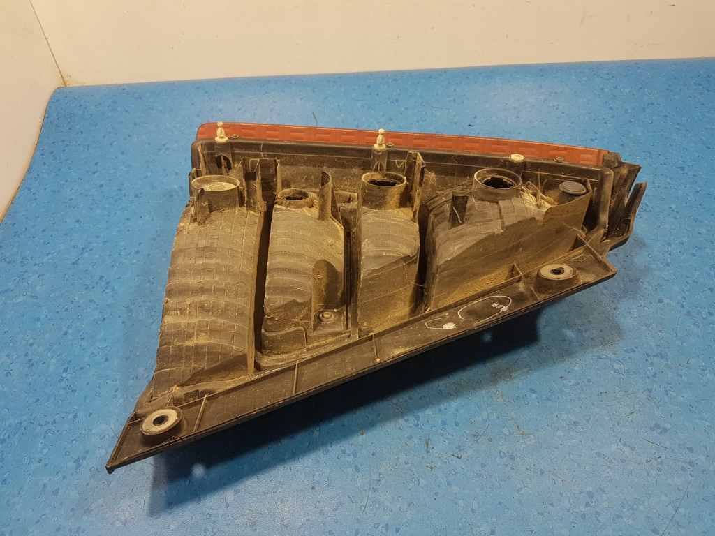 фото №11, Subaru forester ii лампа задняя правая наружная