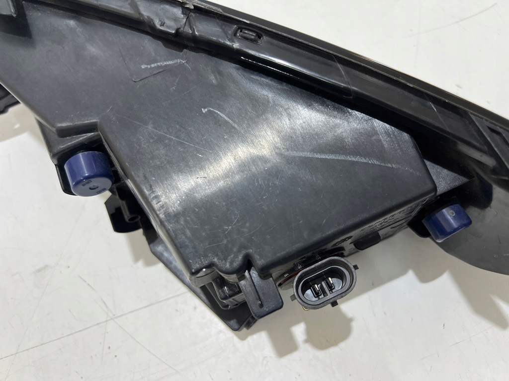 фото №6, Протитуманна фара лівий skoda fabia iv 4 6v0