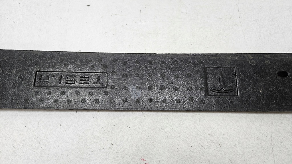 фото №8, Піна абсорбер перед tesla model y 1487605-00-a