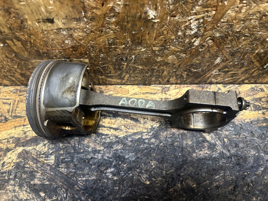 фото №1, Поршень + шатун ford s-max mondeo mk4 2.0 16v aoda