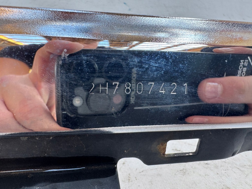 Vw amarok рестайлінг  - бампер задні задній хром 2h7807421 Недорого