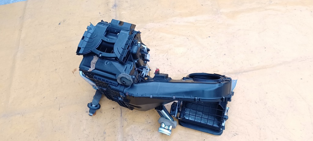 фото №12, Отопитель wody кондиционера audi a6 c5 2,5tdi 97-03r 4b1820005g .