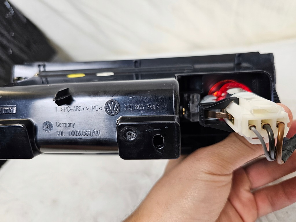 фото №8, Бардачок пепельница передняя dekor vw passat b6 b7 cc 3c0863284k