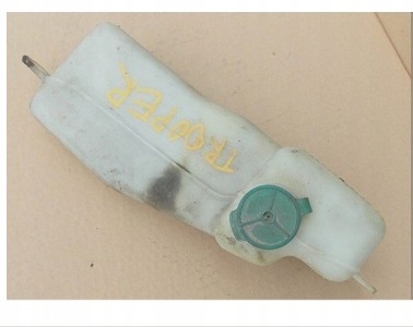 фото №1, Isuzu trooper monterey ii бачок омивача