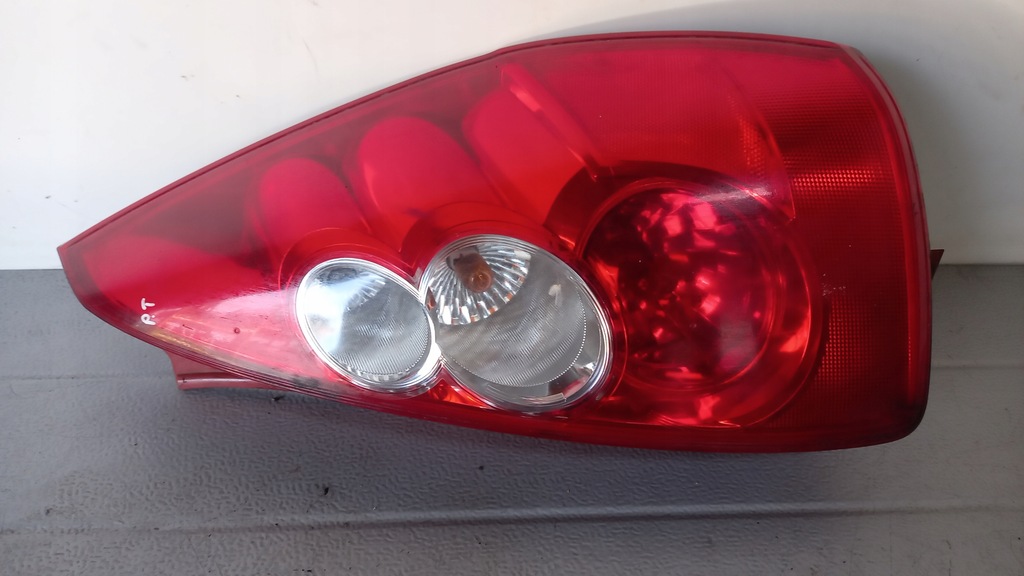 фото №1, Лампа права задня mazda 5 06r 2.0d van