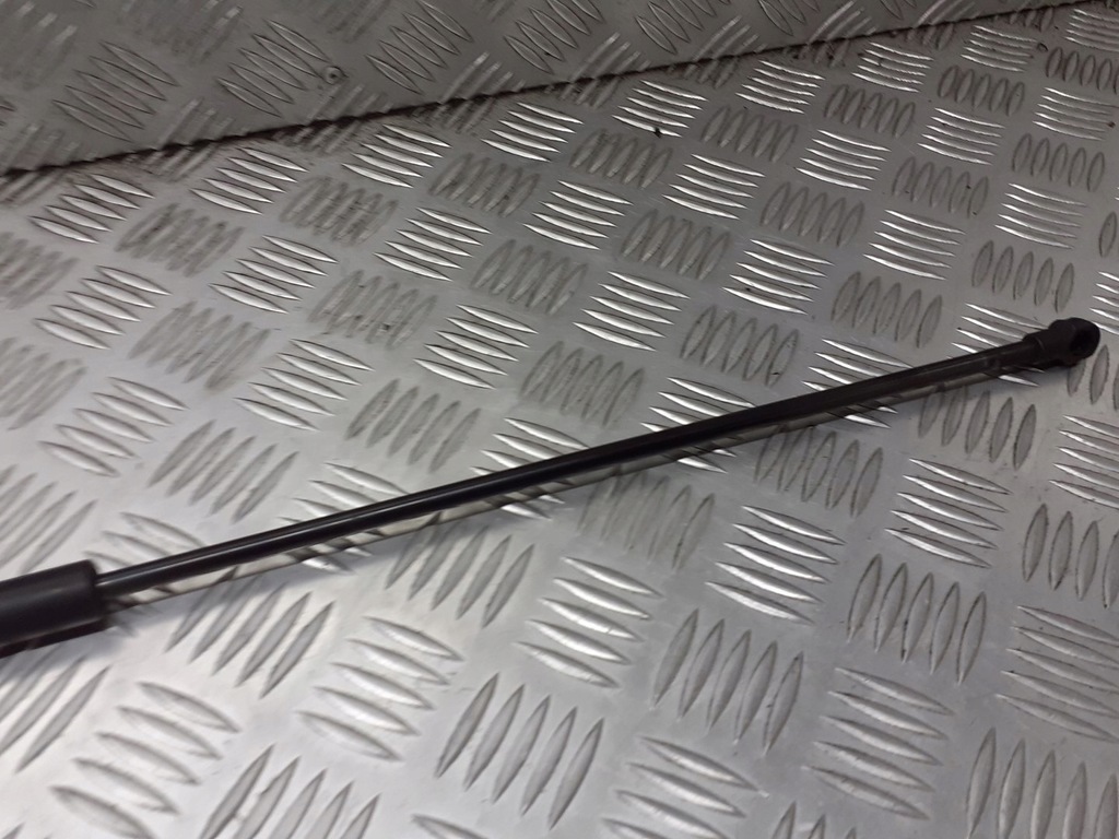 фото №3, Привод капот перед volvo v40