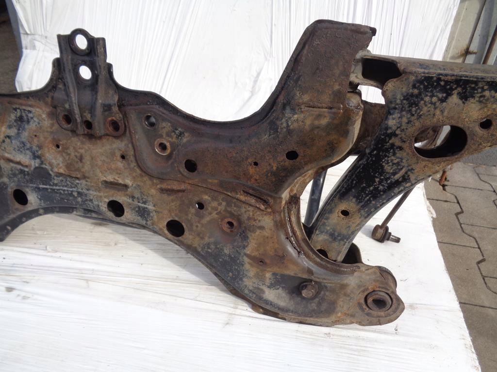 фото №11, Підрамник підрамник поперечина підрамник комплектна toyota avensis t25 2.0 d4d 2007r.