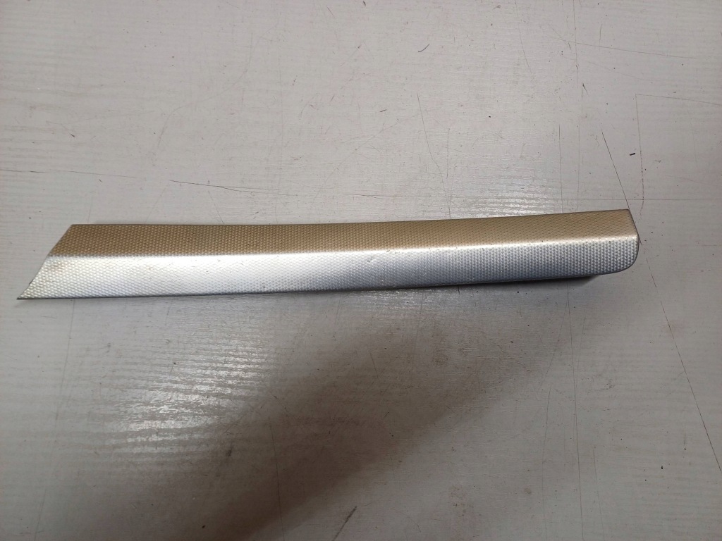 фото №1, Молдинг декоративная обшивка передних левых дверь audi q7 4l 4l0867409 3.0l