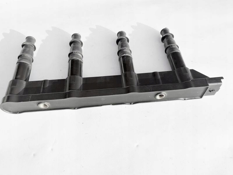 фото №1, Citroen c4 c3 1,4b катушка зажигания 9651710680