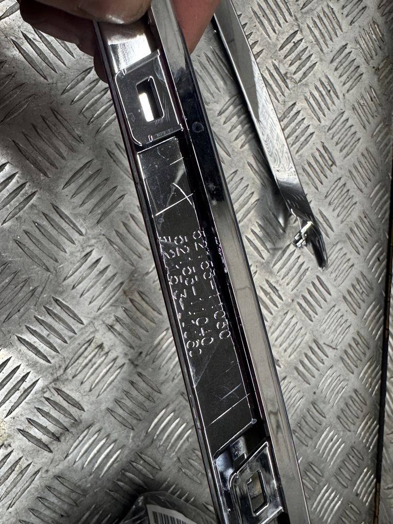 фото №11, Lexus lc lc500 lc500h молдинг бампера заднего задняя dekor хром правый левый