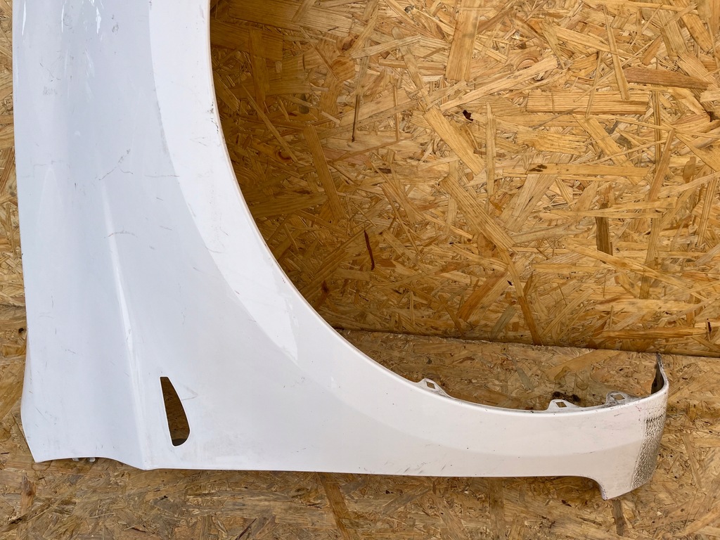 фото №12, Hyundai i20 i-20 крила правий передній перед