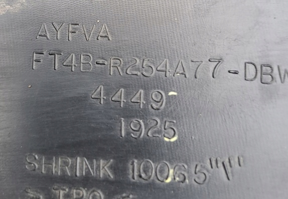 фото №2, Ford edge mk2 молдинг дверь левый задняя задняя белый перламутр ug