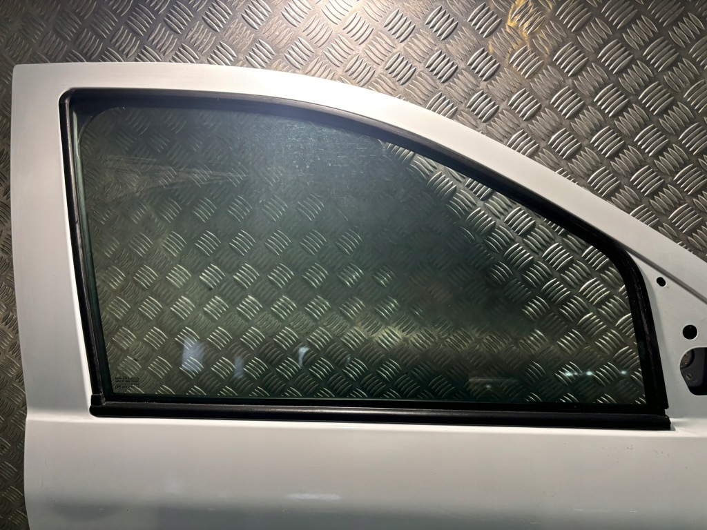 Двері renault express ii правий перед оригінальні 100 % стан bardzo добрий Оригінал