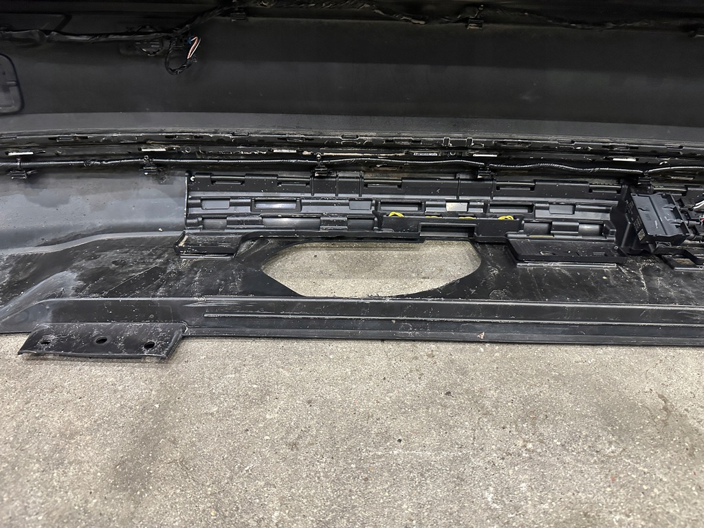 фото №10, Volvo v60 ii lift 22-25 бампер задний kompletny 4 x pdc радары blis