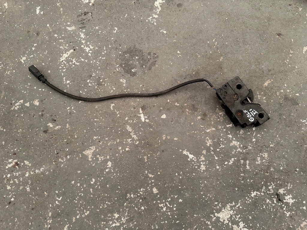 фото №1, Vw golf vii 5g замок капот