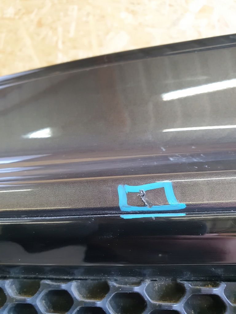 Jeep grand cherokee wk2 рестайлинг  srt бампер задний  6 pdc pau Доставка