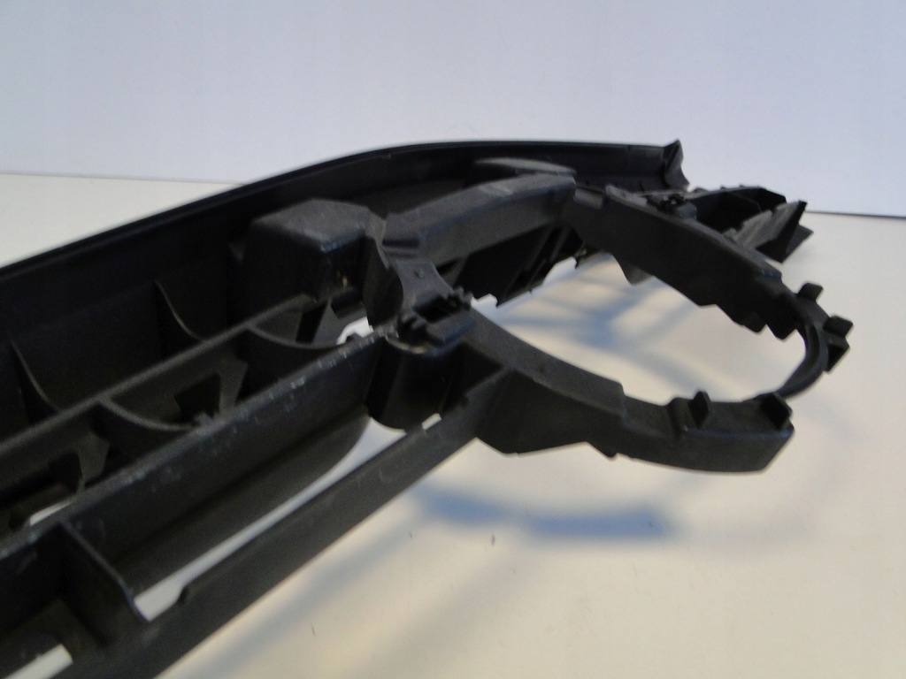 Mercedes каркас кронштейн кронштейн решітка a1678858508 gle 167 w167 рестайлінг  amg Ціна