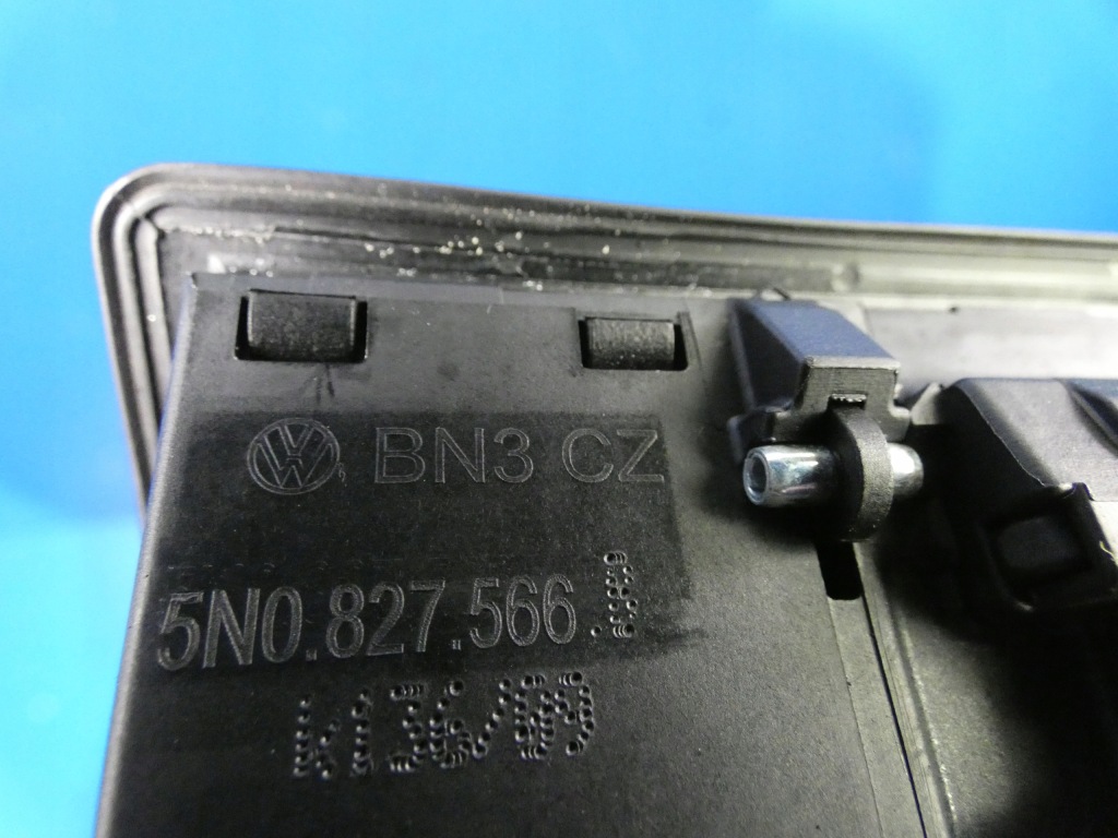 фото №2, Audi q5 8r ручка ручка крышки багажника