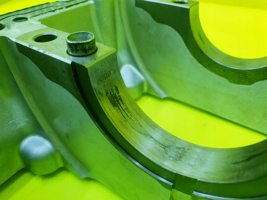 фото №10, Основа блок вала a6 c7 a7 q5 a8 s4 b8 q7 3.0tfsi cre 06e103032bj