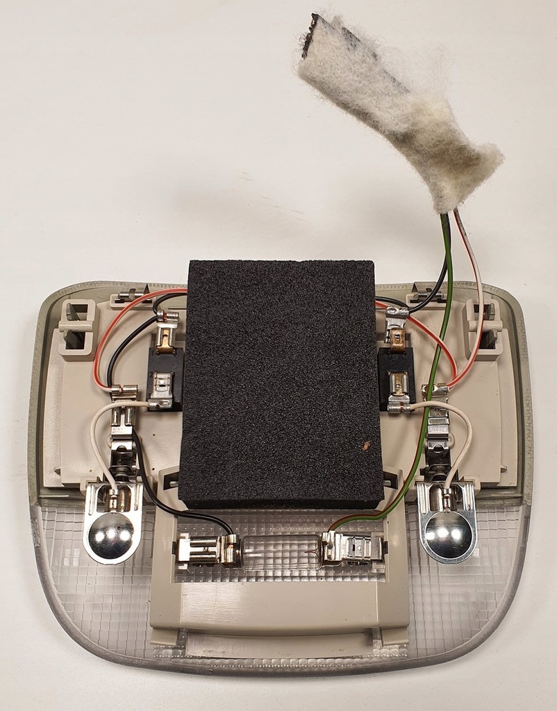 фото №3, Лампа освітлення салону saab 9-3 ii 4642575