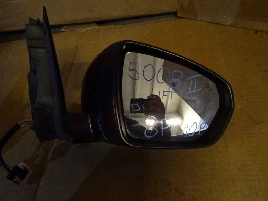 Peugeot 5008 ii рестайлінг  дзеркало праве 8+10 ліва 8+8 Недорого