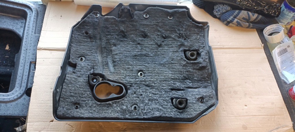 Купити S-max mondeo mk4 galaxy mk3 накладка кришка на двигун 2.0 tdci 06-10r