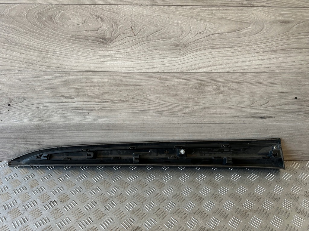 фото №15, Mitsubishi outlander iii 2017r. молдинг нижняя дверь передняя правая