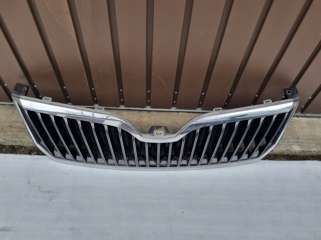 фото №1, Skoda superb ii lift решётка радиатора решётка радиатора 3t0