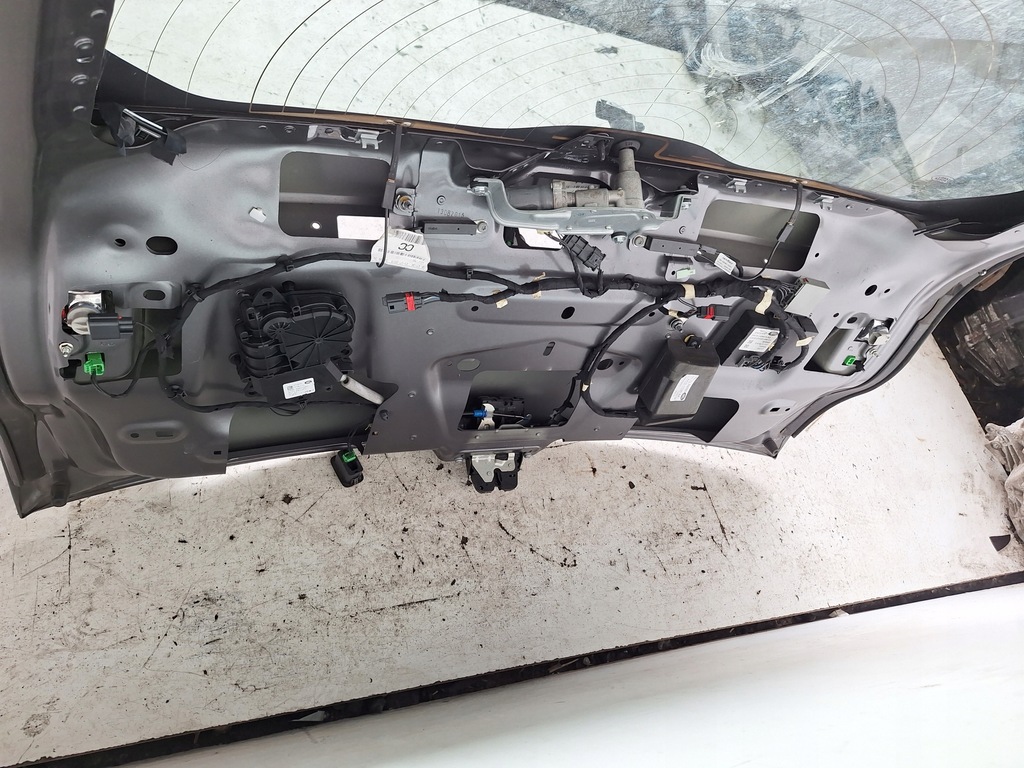 фото №4, Land rover discovery sport l550 14-19 крышка багажника задняя