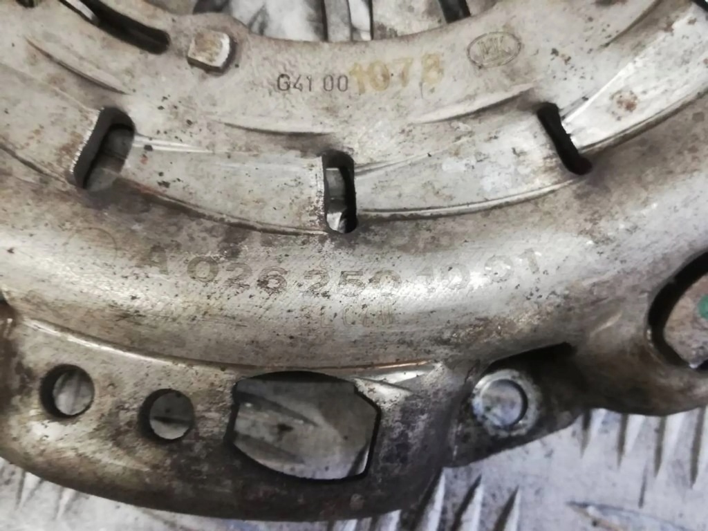 фото №8, Зчеплення колесо двомасовий mercedes b klasa w246 1.5 dci a0262501001