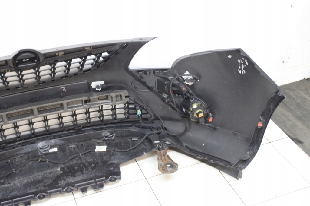 фото №12, Opel zafira c 12r- бампер перед передній z22c pdc