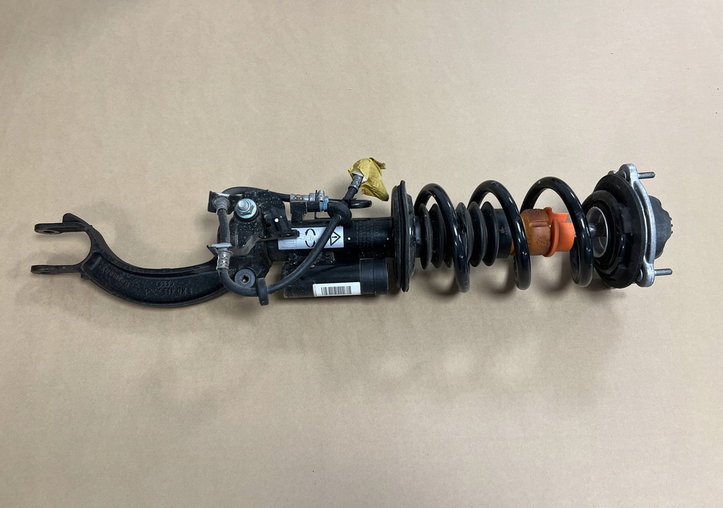 фото №1, Audi rs7 rs6 4g амортизатор перед левый 4g0412019a