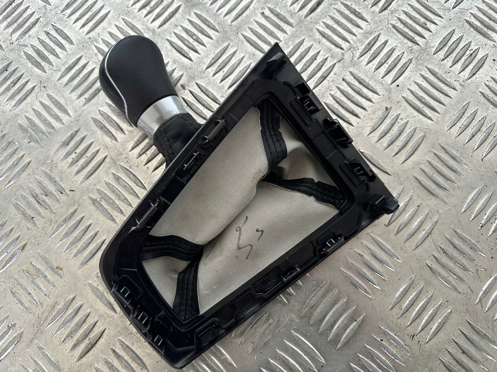 фото №5, Ford focus mk3 чохол ручка 5 передач