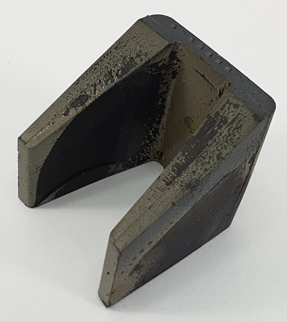 фото №1, Отбойник петля крышки mercedes ml w163 a2107500226