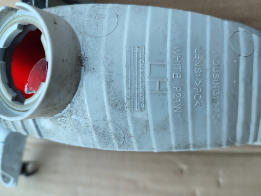 фото №6, Лампа бампера лівий задня протитуманна hyundai i30 i lift kombi оригінал