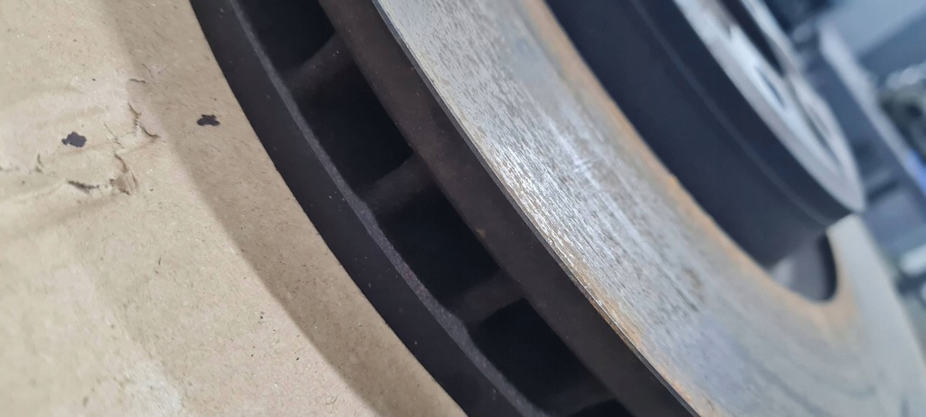 фото №14, Sq5 q5 80a суппорт суппорты тормозные диски перед передние 3.0 tfsi 350mm a4 s4 b9 a5