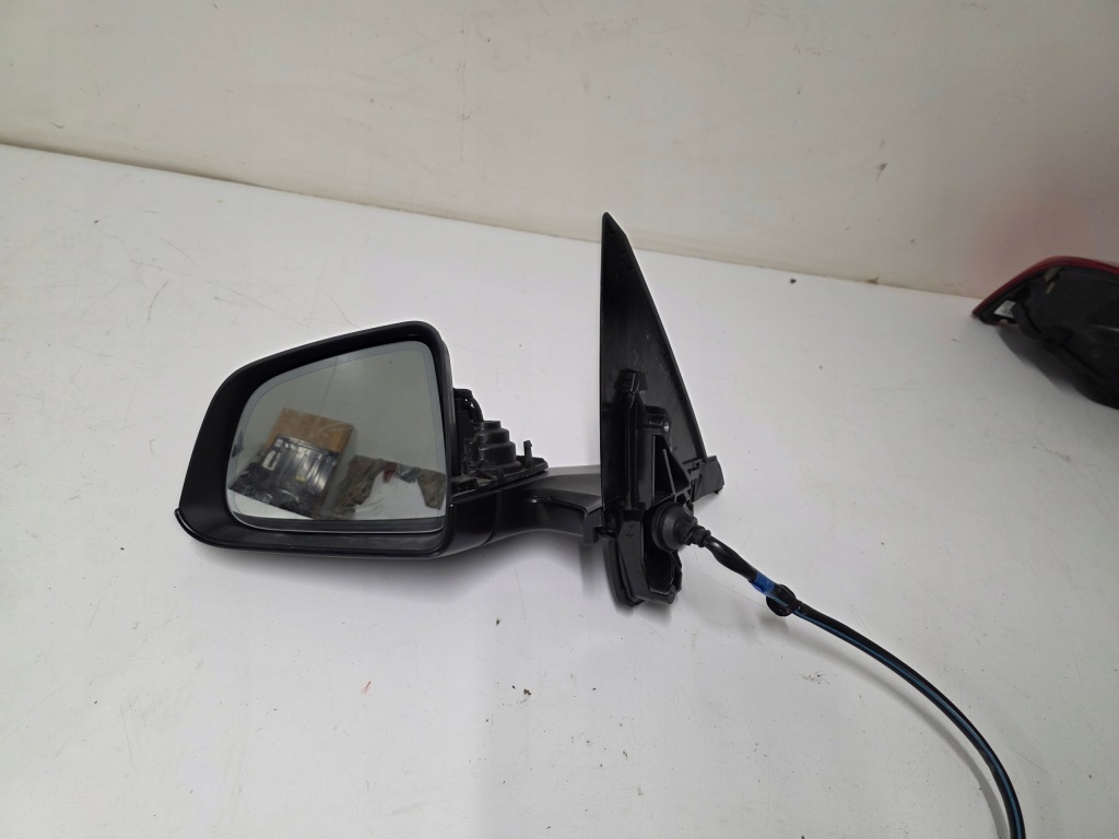 Купити Дзеркало ліва tesla model y 11 pin p1647719-00-c