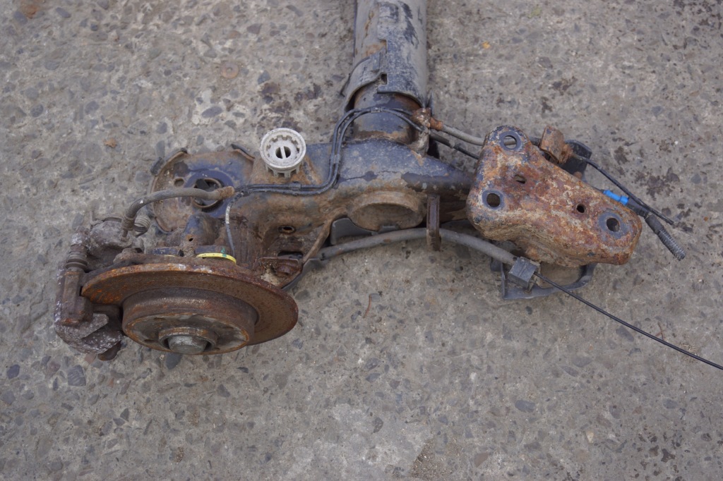 фото №3, Балка подвеска задняя oś peugeot 2008 i