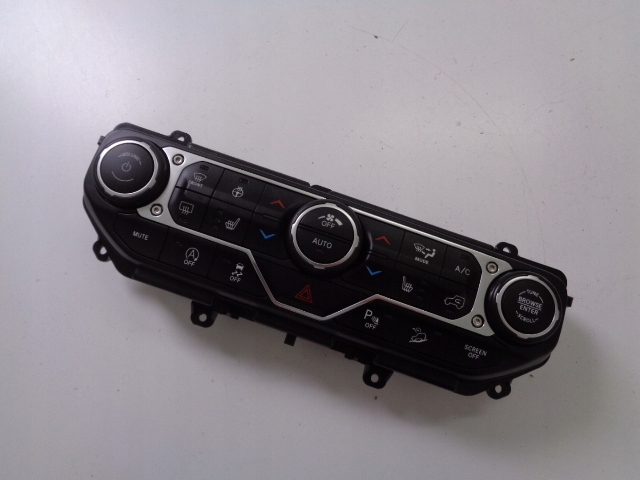 фото №1, Панель кондиционера jeep wrangler jl 2018-