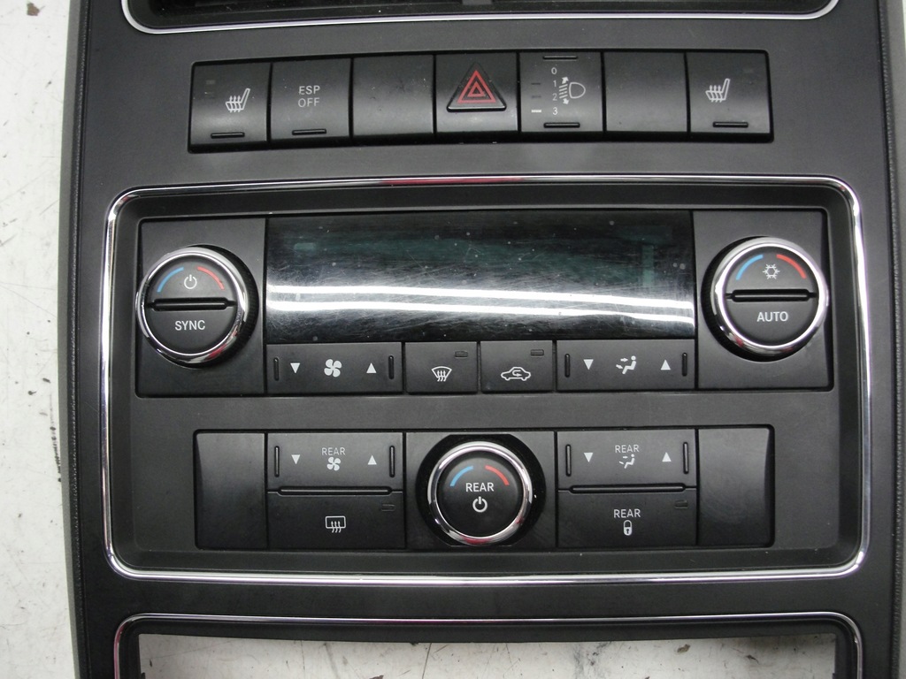 фото №6, Панель кондиціонера dodge journey freemont 08r