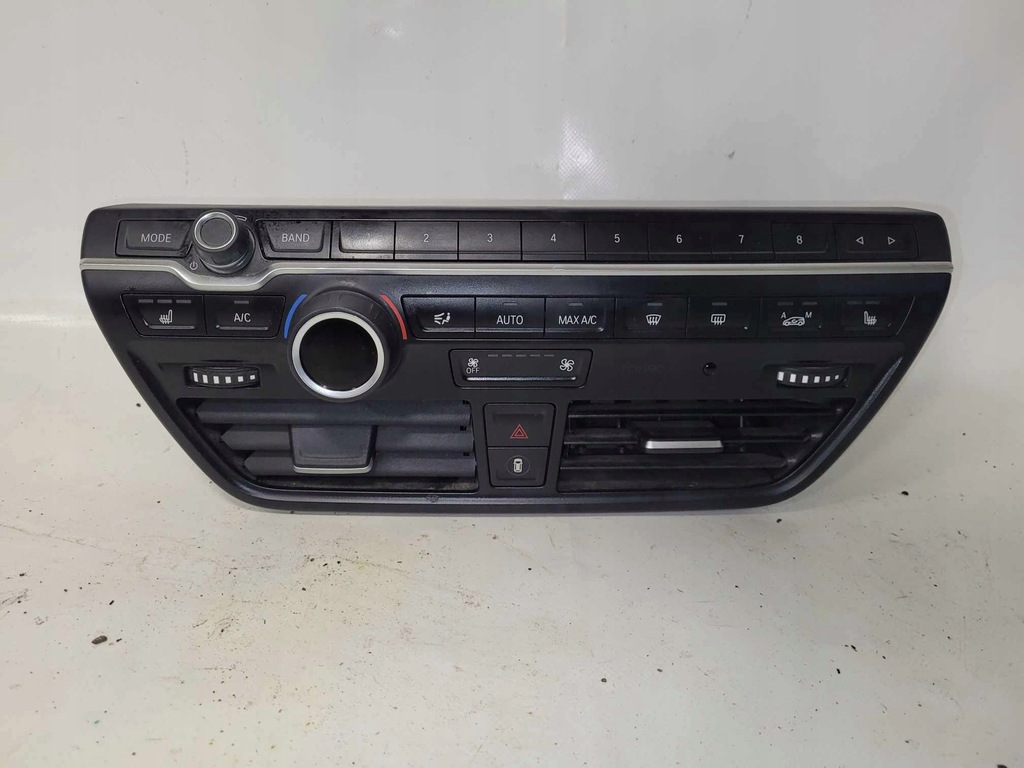 фото №1, Панель радио навигации обдув bmw i3 9379125