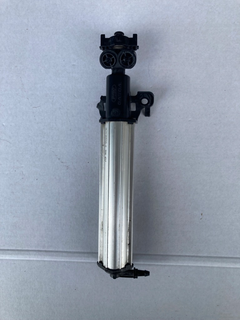 фото №1, Омивач лампи лівий 308457 volvo v60 308457