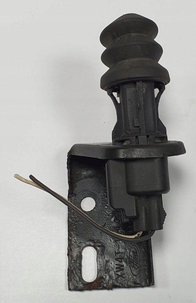 фото №1, Датчик доводчик капот jaguar s-type xw4t19a434af