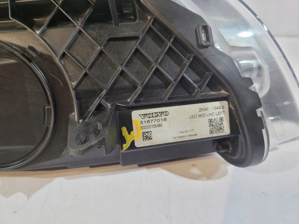 Volvo v40 лампа full led - l 13567 Недорого